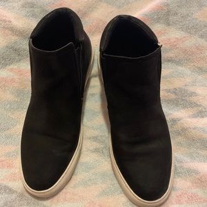 Kenneth Cole “Kalvin” Black Nubuck Leather Slip On High Top Sneakers 10M